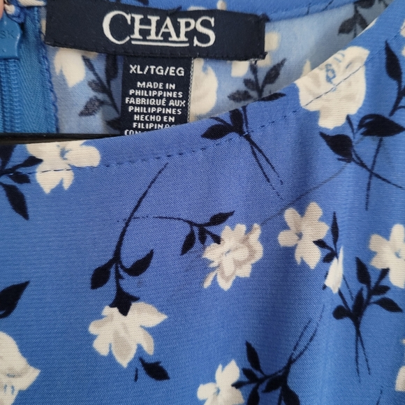 Vibrant Blue Dress with White Floral Design - Picture 2 of 2